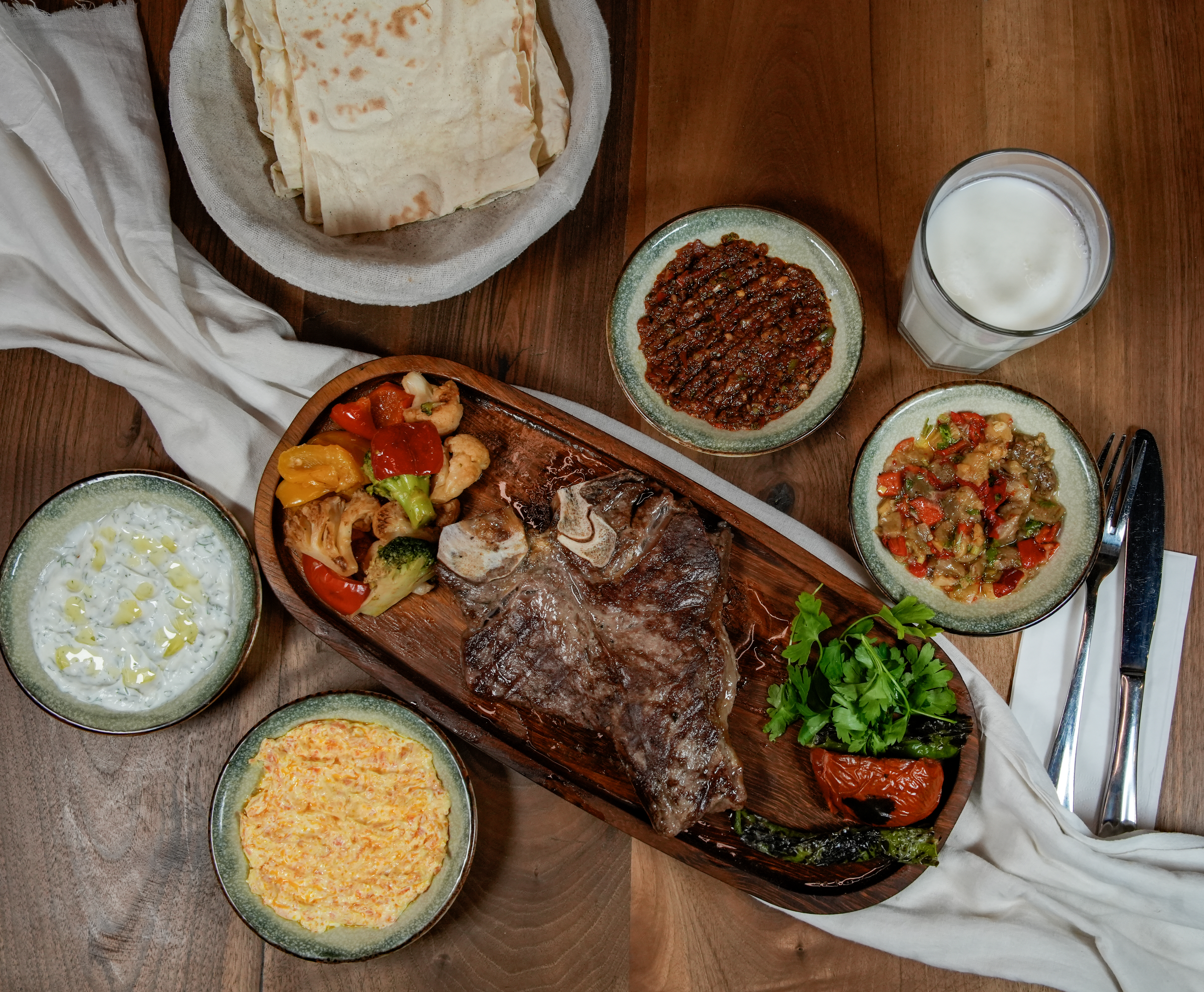 KİLO İLE STEAK DALLAS / T-BONE 2 KİŞİLİK